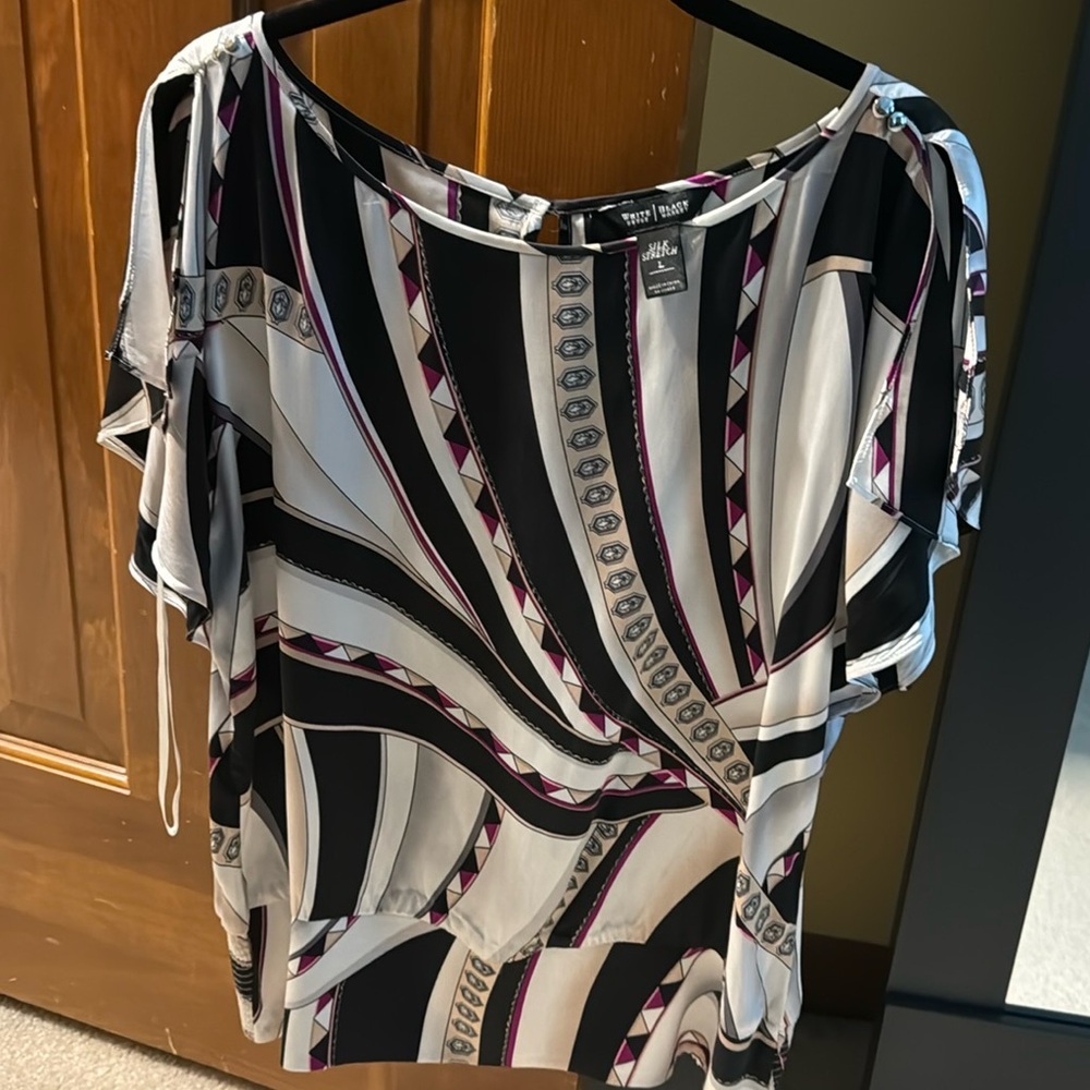 White House Black Market split sleeve top silk